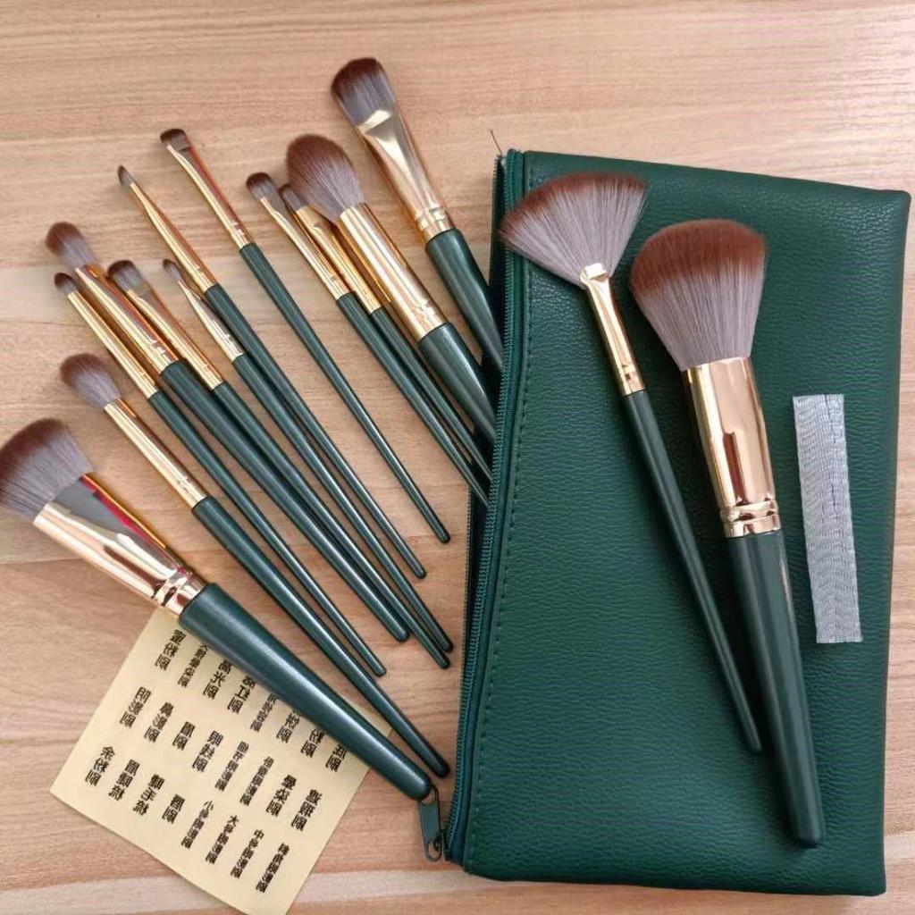 Set di Pennelli per Trucco Green Cloud da 14 Pezzi per Principianti con Custodia