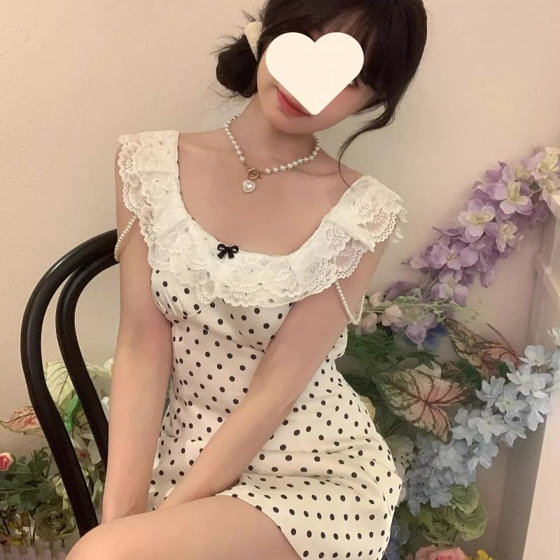 Polka dot suspender dress summer skirt new small lace sweet waist skirt