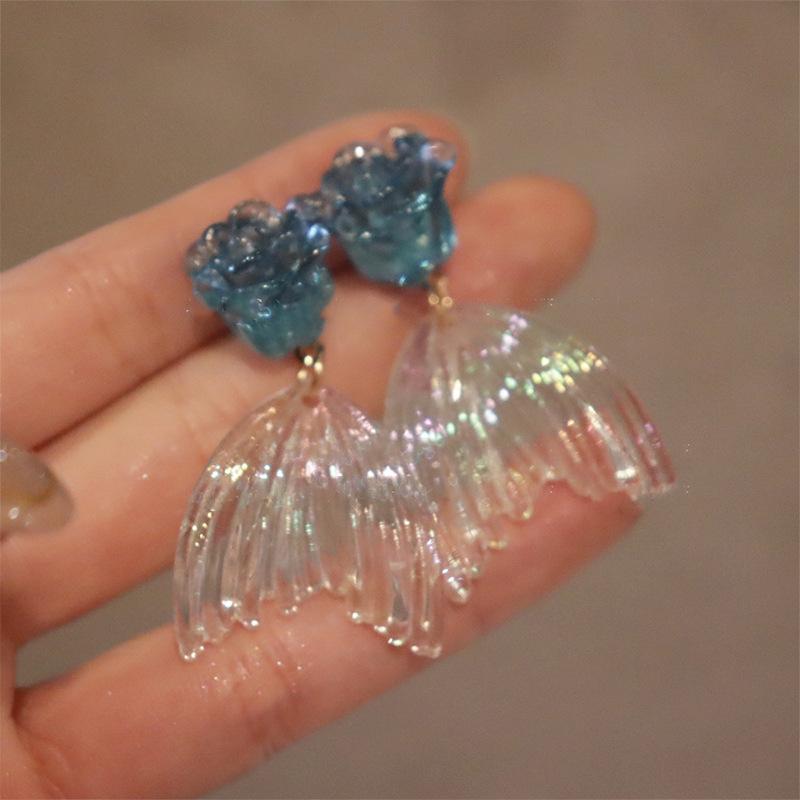 Silver Needle Fishtail Small Fresh Earrings Niche Temperament Design Earrings Fashion Light Luxury High-end Earrings Women
