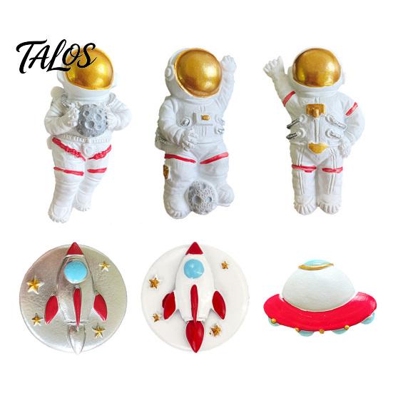 Resin Cartoon Magnets Astronaut Refrigerator Magnet, 3D Flying Saucer Fridge Office Whiteboard Accessories Space Theme Decoration for Kitchen Cabinet