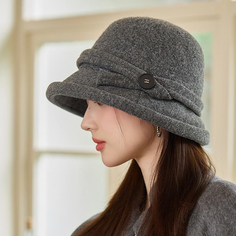 Mom hat lady autumn and winter show face small bucket hat retro versatile top hat in the elderly winter warm basin hat