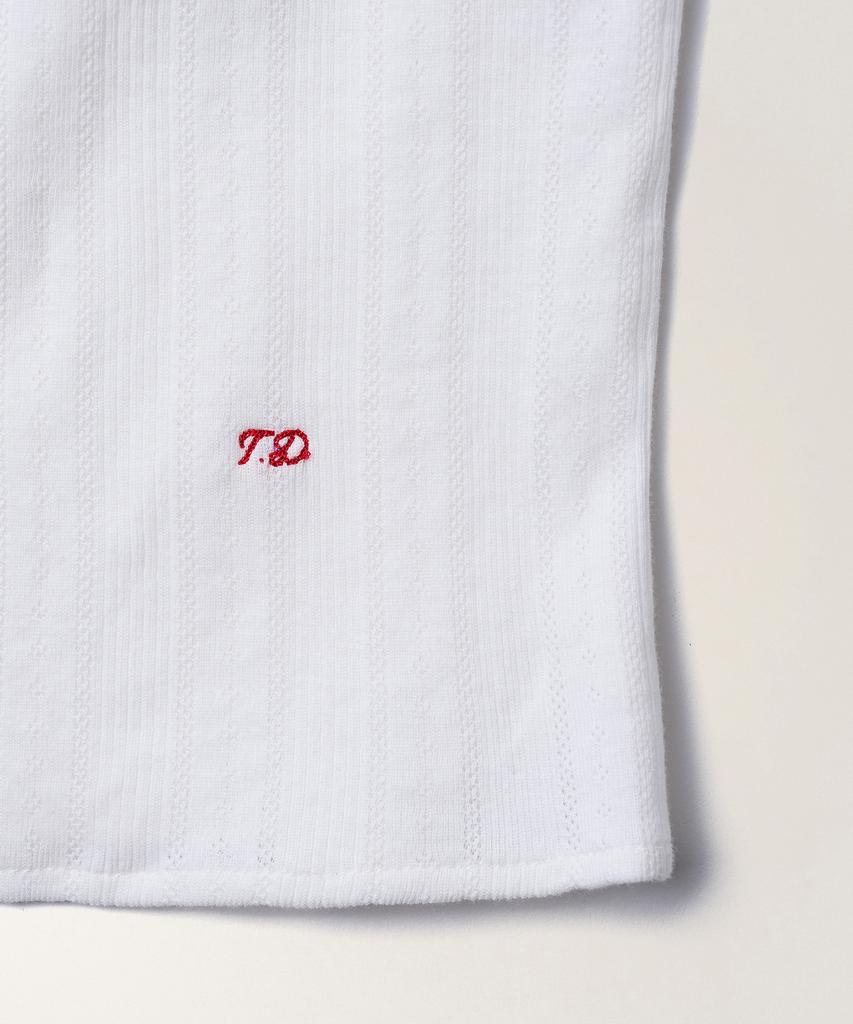 Tudument Eyelet Off-Shoulder T-Shirt_Ivory
