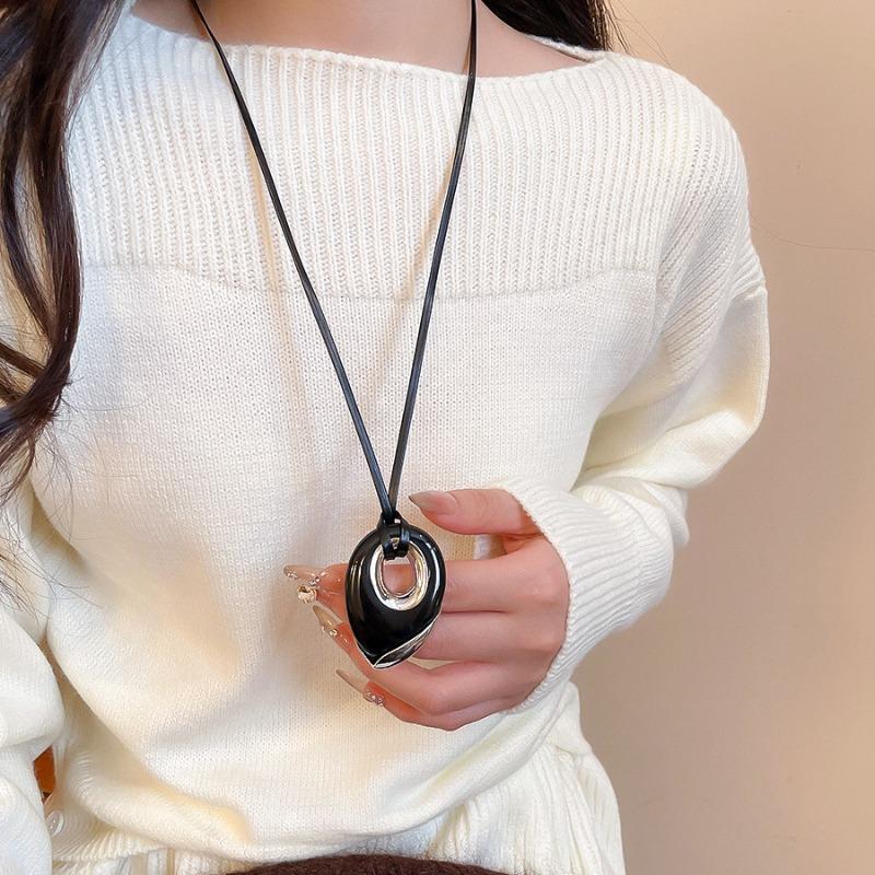 Women Fashion Necklaces Stylish Red Black Resin Hollow Water Drop Pendant Adjustable PU Leather Rope Sweater Chain Choker