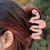 Fashionable Cute Insect Hair Claw Clip Women'S Shark Clip Personalised Plastic Pink Worm Hair Claw Clip For Women Girls Gift
