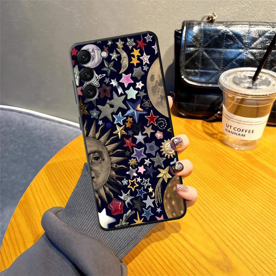 Sternen-Mond-Muster Hülle für Samsung Galaxy A25 A71 A23 A53 A35 A32 A26 A72 A36 A51 A73 A41 A24 A55 A22 A52 Schwarze Weiche Handyhülle