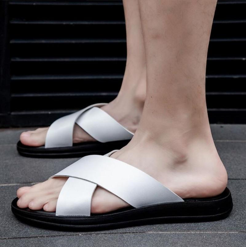 Leather Slippers For Men 2024 New Beach Summer Shoes High Quality Big Size 38-47 Slip On Light Flats Male Flip Flops