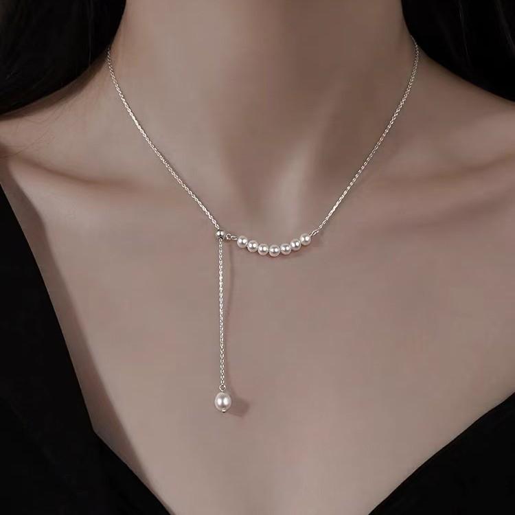 Women s High-end Collarbone Niche Necklace