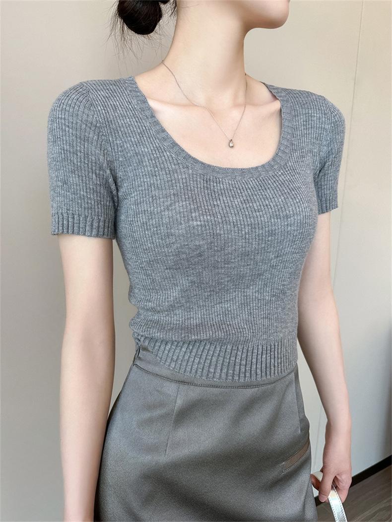 Women s Gray U-neck Short-Sleeve Knit T-shirt, Summer 2026, French Style, Slim-Fit, Flattering. One Size серый