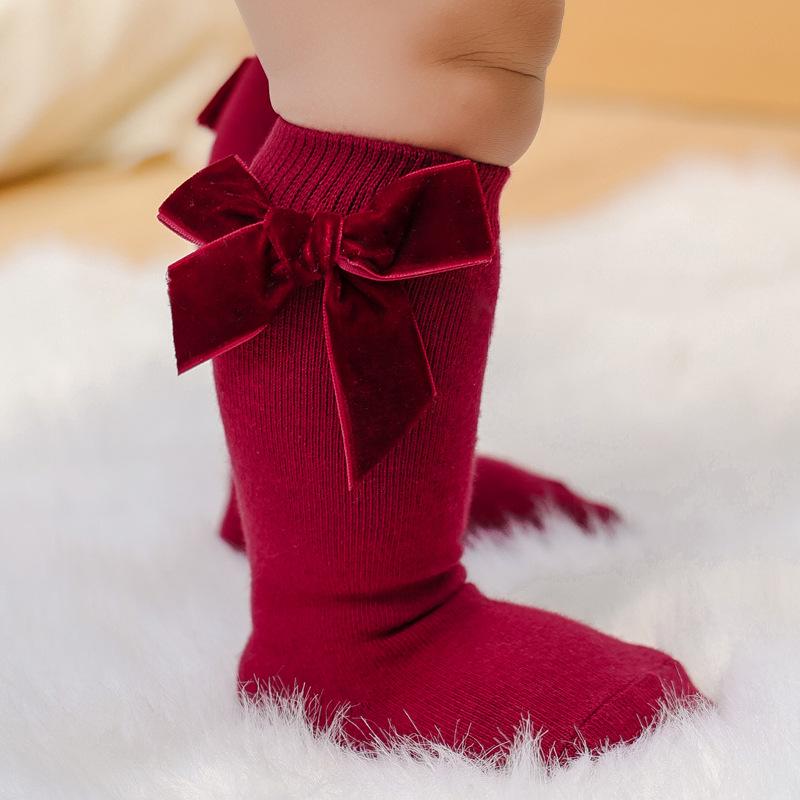 

Spanish Velvet Knot Mid-Calf Girls Socks - Spring/Autumn Style M for foot length 11-13cm бордовий