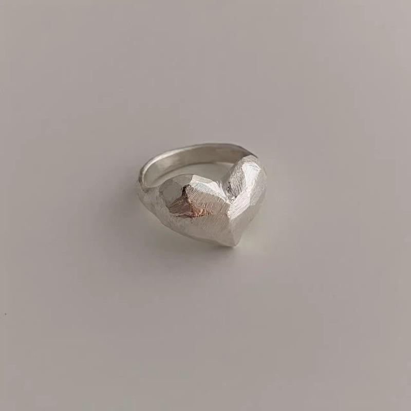 

Медное кольцо в форме сердца для женщин с модным регулируемым дизайном, идеально подходящее для повседневной носки