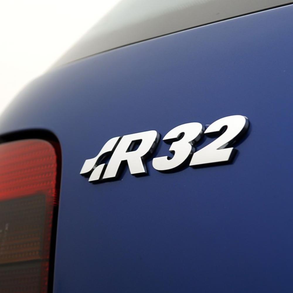 EFG1 1pcs Car Metal Logo Badge Emblem Decal Car Sticker For VW R32 4 motion Golf Beetle CC EOS GTI Motion Tiguan Passat Jetta GTD MK4