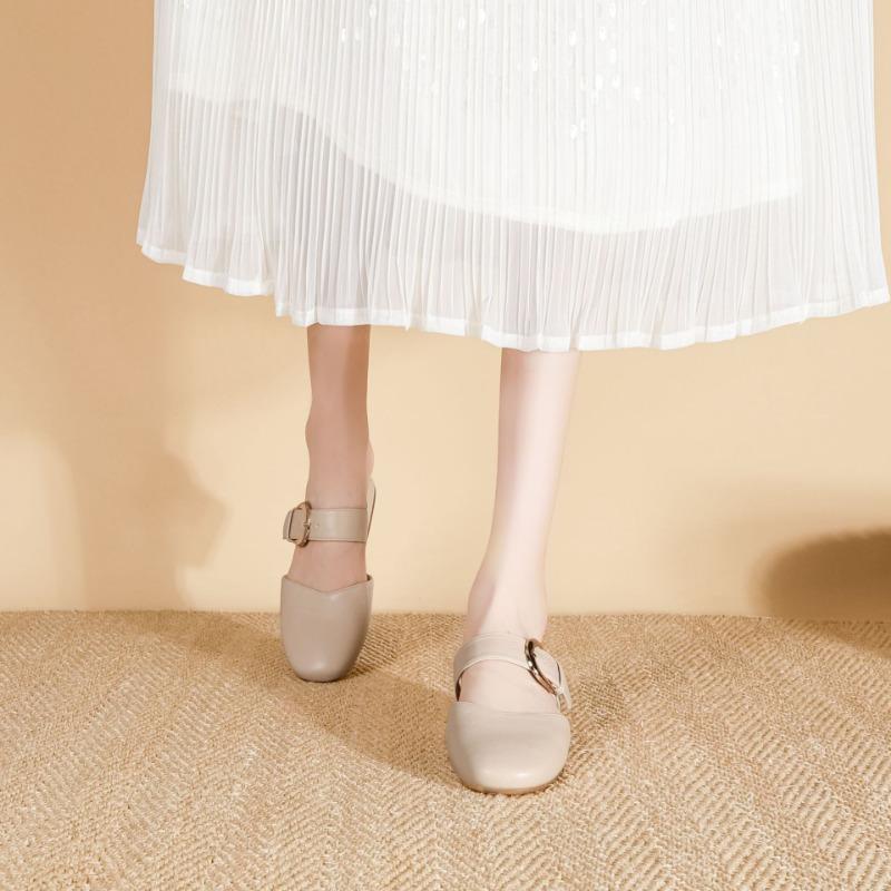 Wear It Outside with A Closed Toe Shoe Breathable Casual Shoes with A Back Hole All-match French Style Shoes Lazy High Heels