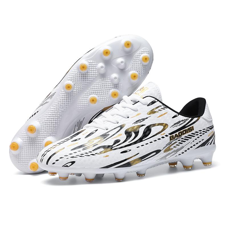 31-44  Football Shoes Shock Absorption Anti-skid and Wear-resistant Long Spike Outdoor Sports Training Football Shoes