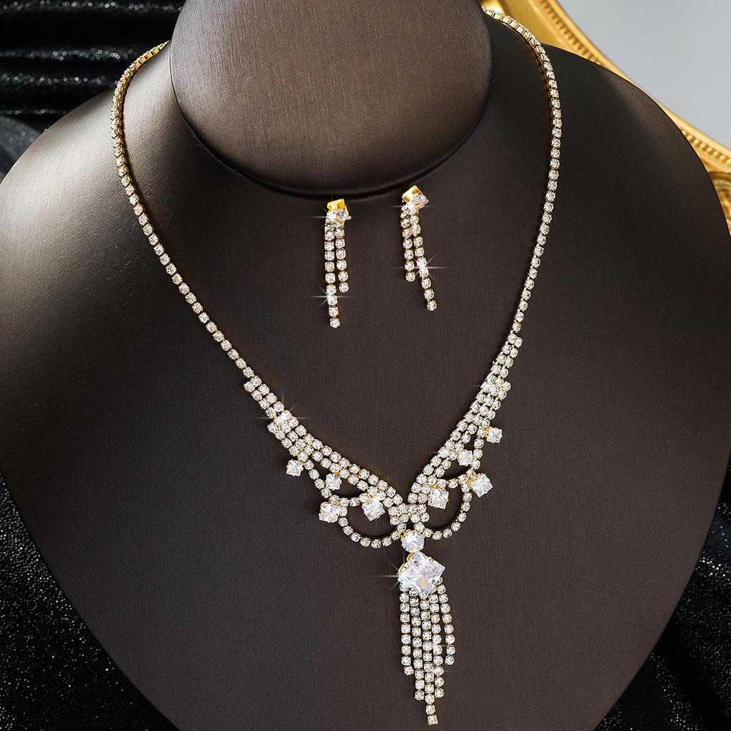 Super Flash Full Diamond Tassel Diamond Necklace Personalized Fashion Temperament Collarbone Chain Light Luxury High-End Jewelry Set