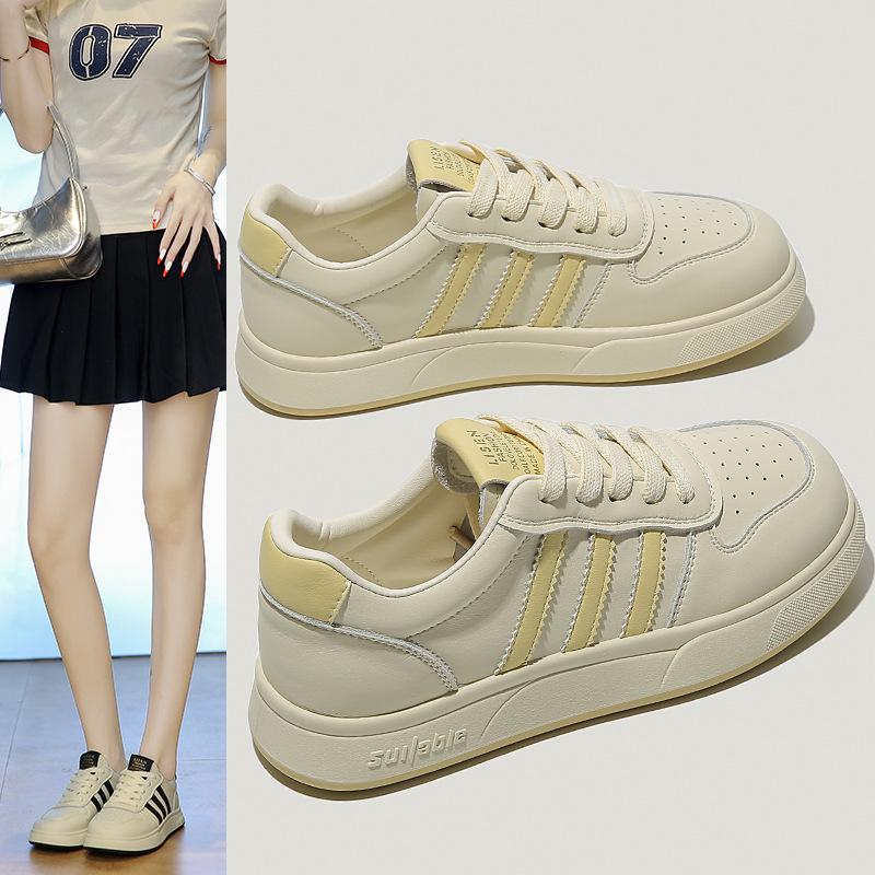 Little white shoes women's 2025 new board shoes popular shoes spring and autumn women's sports and leisure versatile student flat women's shoes