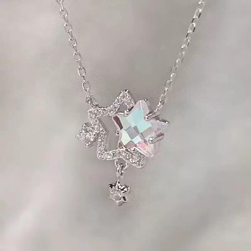 Halskette Wohlfahrt Lotus Chinesischer Schmetterling Ping An ins Studenten-Halskette Einfach Freundin