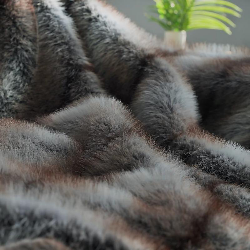 Luxury Faux Fur Blanket High-end Bed Fox Fur Blankets For Beds Plaid on The Sofa Cover Decoration Home Blankets And Throws