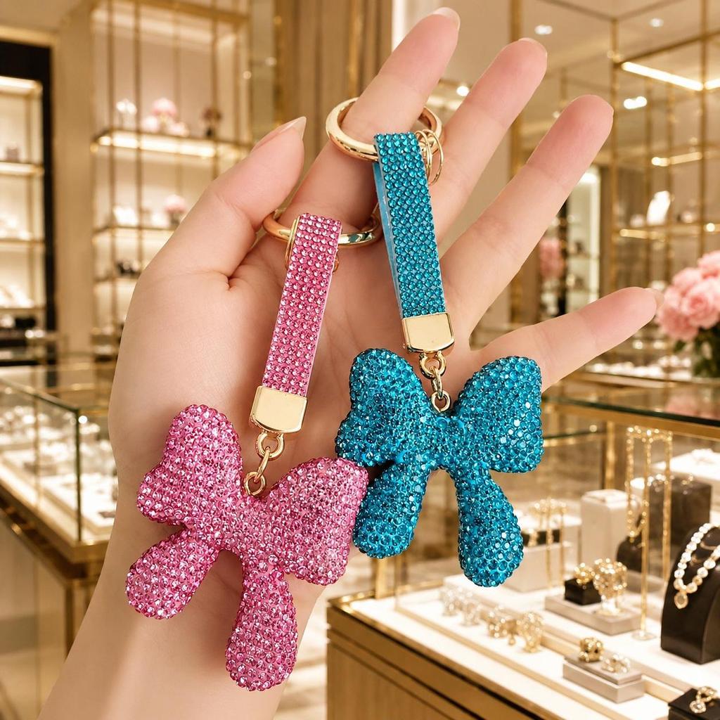 Luxury Full Diamond Bow Keychain: Crystal-Inlaid Car Key & Bag Pendant