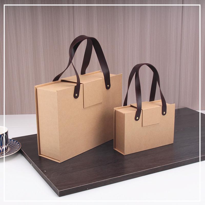 Creative Souvenir Gift Box with Handbag Packaging