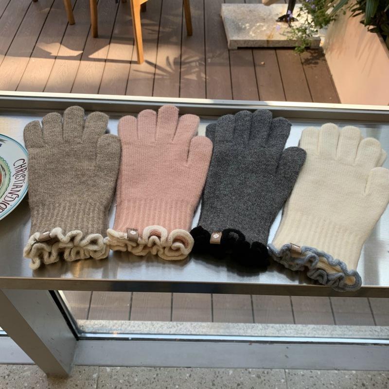 Fashionable Five-finger Glutinous Autumn and Winter Touch Screen Reveals Two Finger Warm Soft Women's Cute Wool Wool