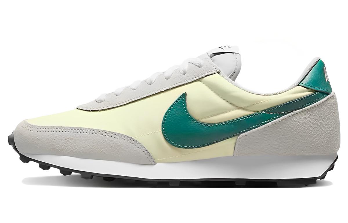 Nike Daybreak Coconut Milk Green Women s CK2351-112