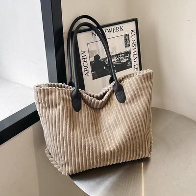 Sac à bandoulière en velours côtelé pour femme de grande capacité - Automne/Hiver 2025 Tote polyvalent pour la mode et les déplacements.