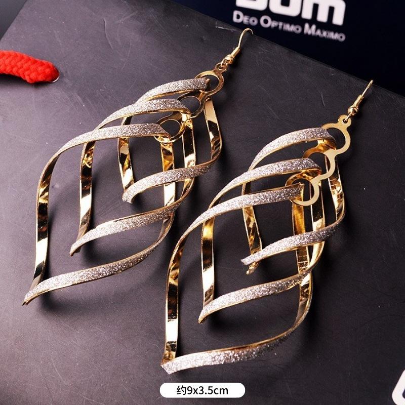 Fashion exaggerated niche temperament fringed earrings retro personality versatile sequined earrings women's long ear jewelry