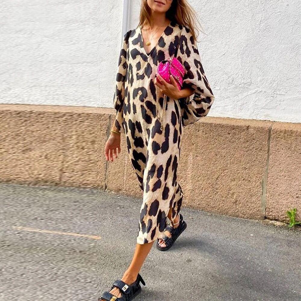 

Long V-Neck Leopard Maxi Dress with Loose Lantern Sleeves Medium цветной печати леопарда