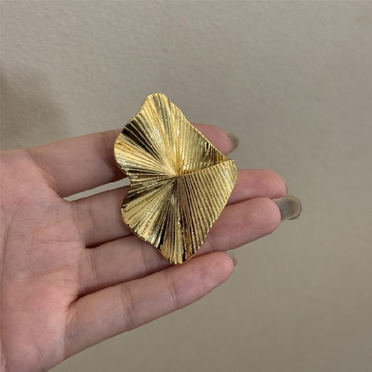 Geometric Gold Sturdy Alloy Knuckles Joint Rings for Trendy Women and Men Featuring Hip Hop Punk Leaves Designs