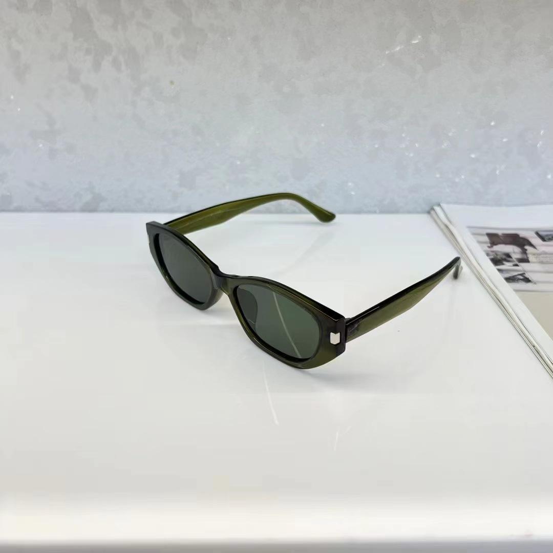 

Polarized Male Female Sunglasses Cat Eye Shape Material Men Sunglasses High Quality Glasses For Women