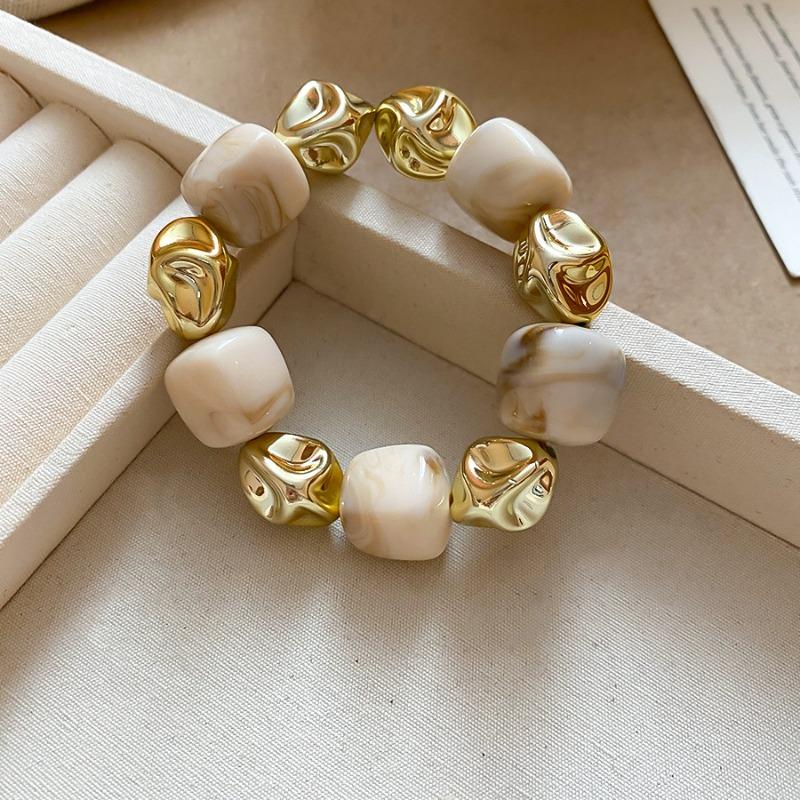 Irregular acrylic beaded bracelet niche high-end bracelet women s personality fashion simple jewelry