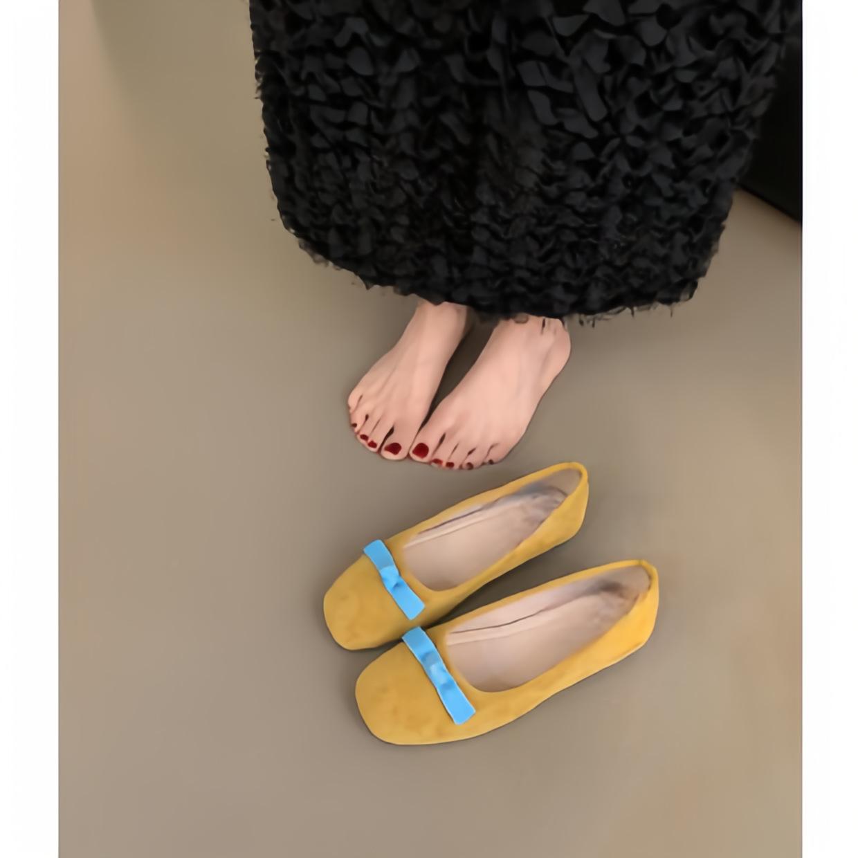 

Модная женская обувь на плоской подошве Весна и Осень Мягкая подошва Одинарная обувь Разноцветная цветовая гамма Бант-бабочка Балетки с мелким вырезом Женские 40 жёлтый