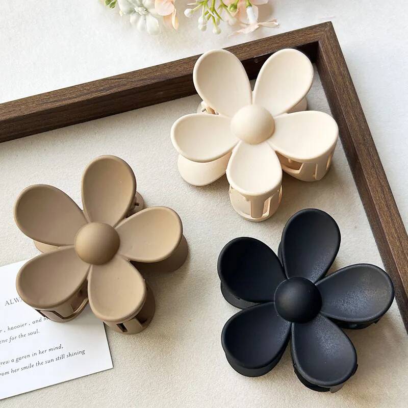 Fashion Flower Hair Claws Clips For Women Girls Sweet Large Hair Clip Clamp Ponytail Hairpins Hawaiian Hair Accessories Headwear