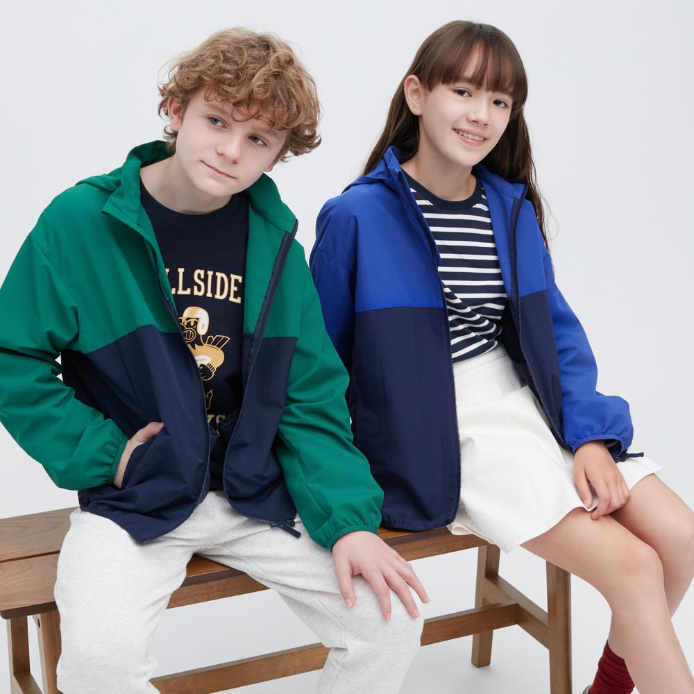 

UNIQLO KIDS Карманная нейлоновая парка с цветными блоками
