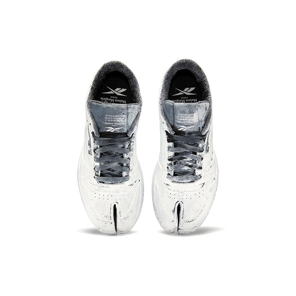 Maison Margiela X Reebok Classic Leather Tabi Whiteout Unisex Sneakers Black H04859