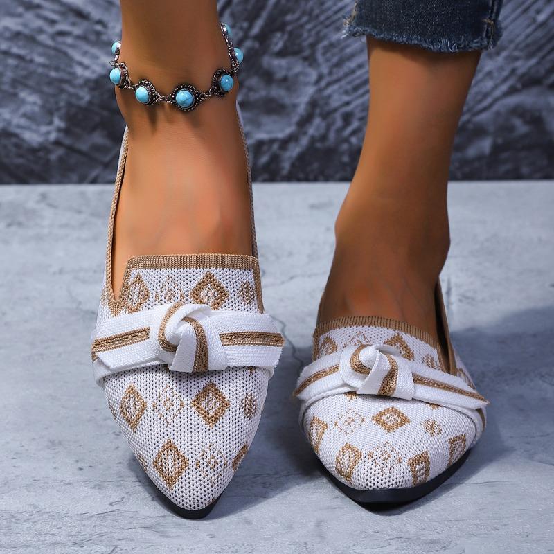 Large size lightweight pointed Doudou women's shoes spring and autumn new bow comfortable versatile non-slip women's shoes