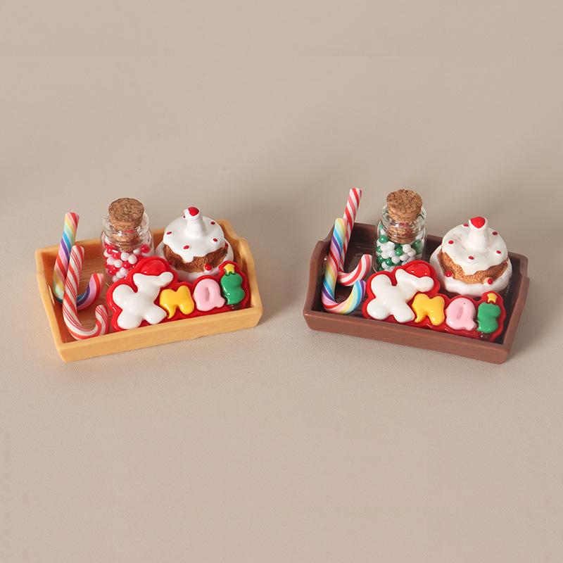 5/6/8Pcs/Set Mini Christmas Gingerbread Man Resin Ornament Set For Desktop Decor Diy Micro Landscape Holiday Decor
