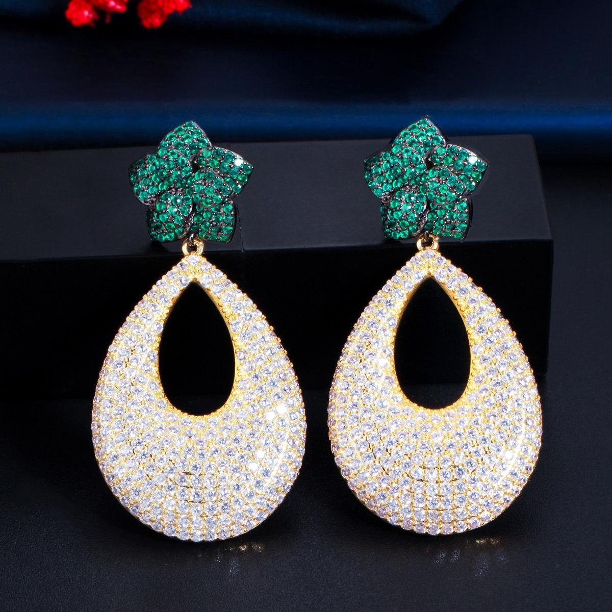 

E0334 Exclusive For Women S Luxury Full Diamond Large Water Drop Copper Zirconium Inlaid Earrings зелёный