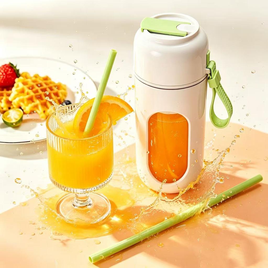 Portable USB Blender Cup Mini Personal Fruit Juicer Mixer for Shakes Smoothies Ideal for Travel Outdoor Home Office Use