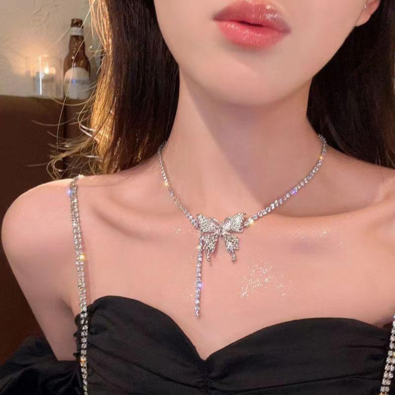 Spicy Girl Tassel Pearl Necklace: Elegant, Versatile Clavicle Jewelry for Women
