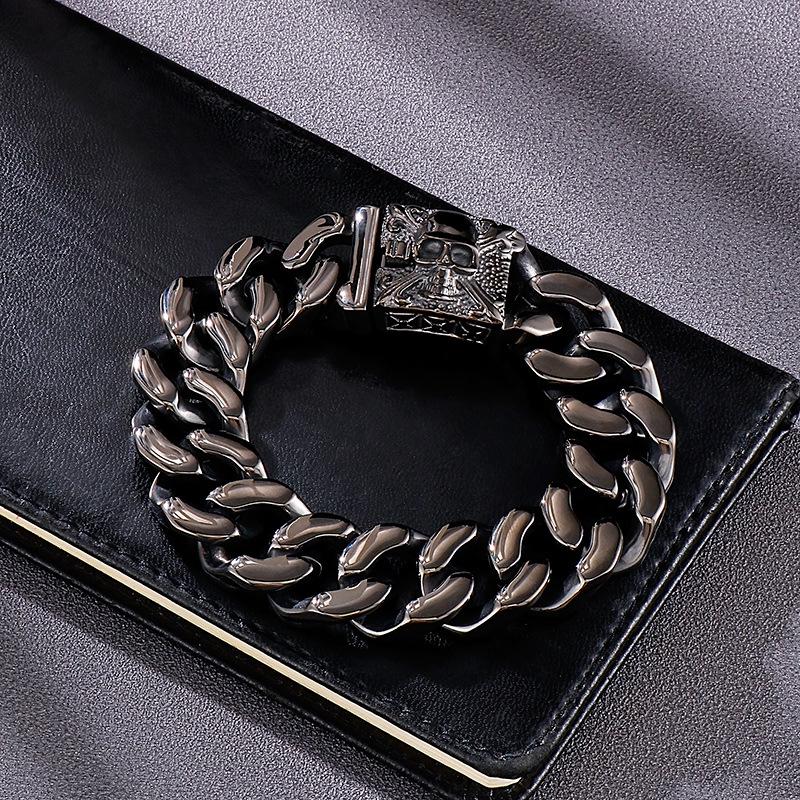 Personalized Men's Titanium Cuban Chain Skull Bracelet