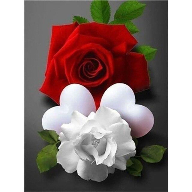 5D Diamond Painting Red Rose Flower Black and White Series Full Circle Square Diamond Inlaid Embroidery Inlaid Home Decoration