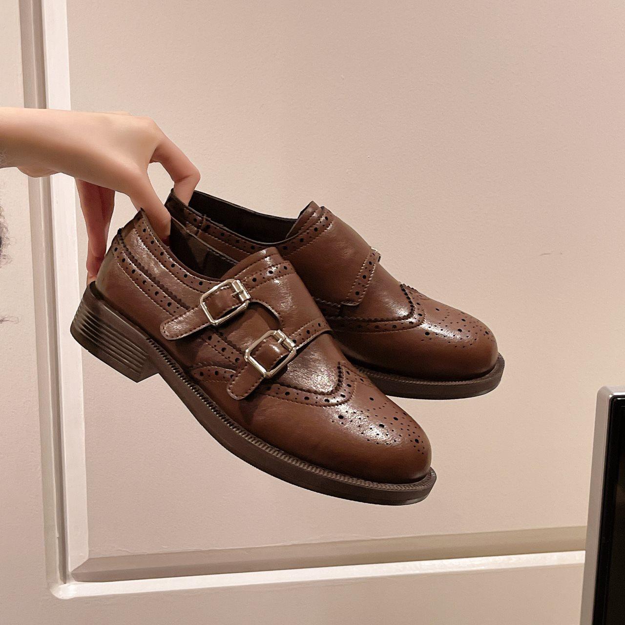 

Wear Spring And Autumn British Style Thick Heel Loafers Brock Single Shoes Thick Heel New 2025 Small Leather Shoes Versatile 40 темно-коричневого кольору