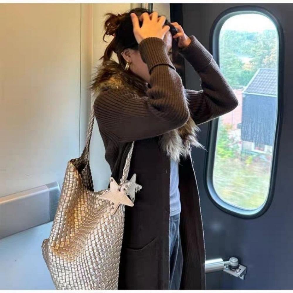 1 Stuk Champagne Super Vuur Geweven Tote Tas Dames Grote Capaciteit Grote Tas High-End Gevoel Draagbare Schouder Emmer Tas