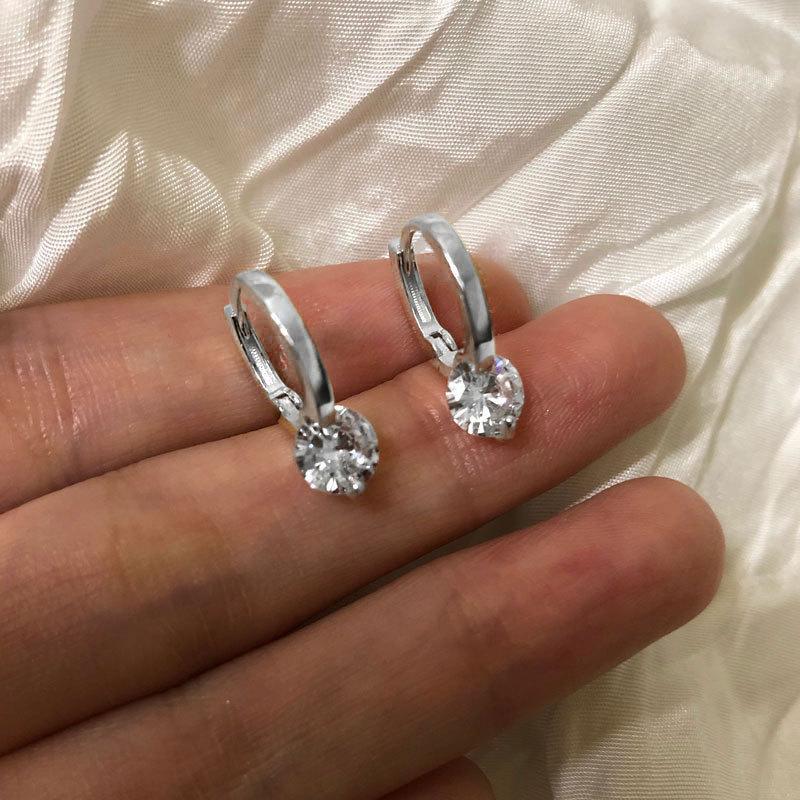 S925 Sterling Silver Earrings Women Fashion Minimalist Small Versatile Earrings Jewelry белый