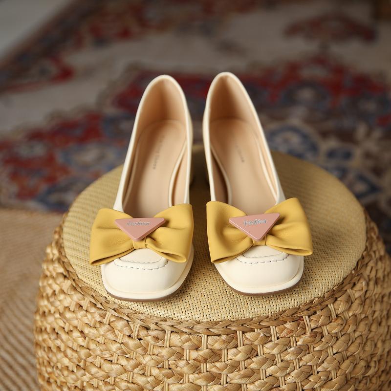 Модные женские туфли на толстом среднем каблуке с мелким носком — фото 6