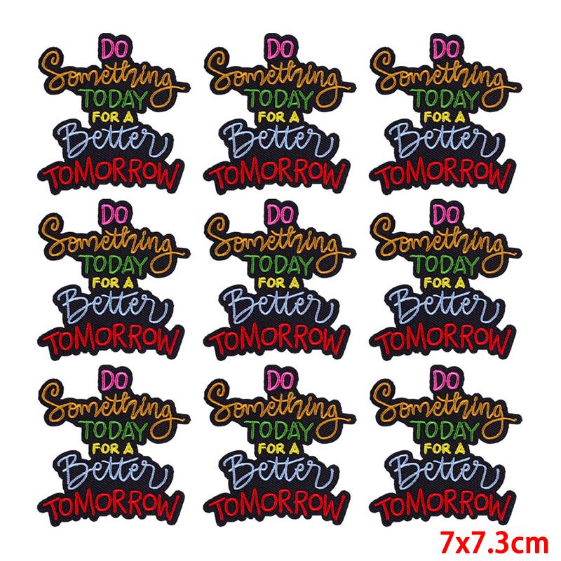 10 Pcs/lot Wholesale Embroidery Patch Iron On Patches For Clothing Patches On Clothes Jackets Decor Applique Sew Supplies