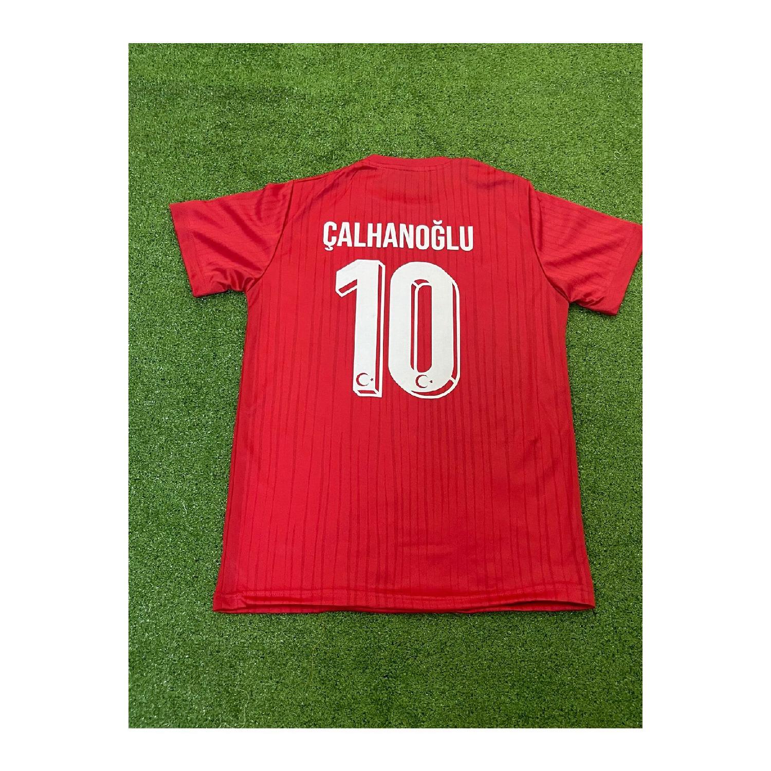 

Хакан Алханолу Звезда Евро-2024, красная майка чемпионата Европы S