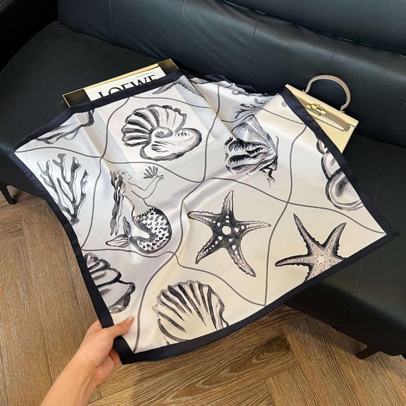 New 71 * 71cm Korean version small square scarf women's silk scarf spring and summer thin sunscreen scarf neck protection tied bag headband scarf