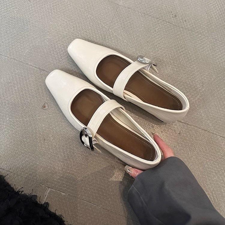 Square head light mouth silver single shoes women's spring 2025 French temperament word with evening commute low heel Mary Jane shoes